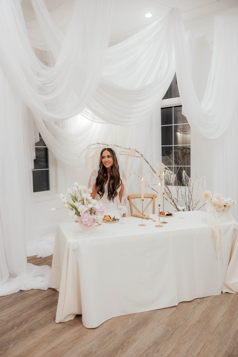 Dani + Rock wedding florals