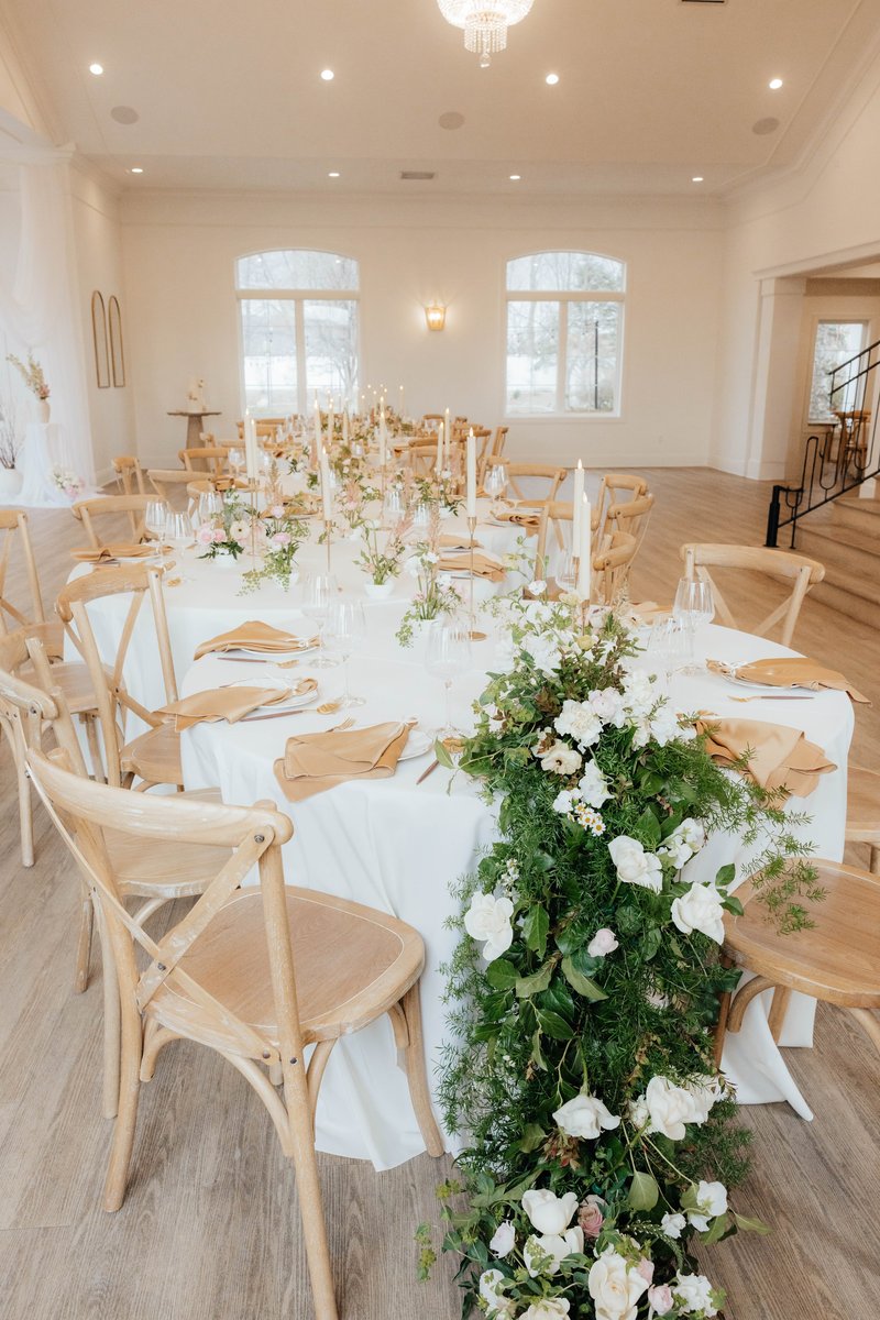 Dani + Rock wedding florals