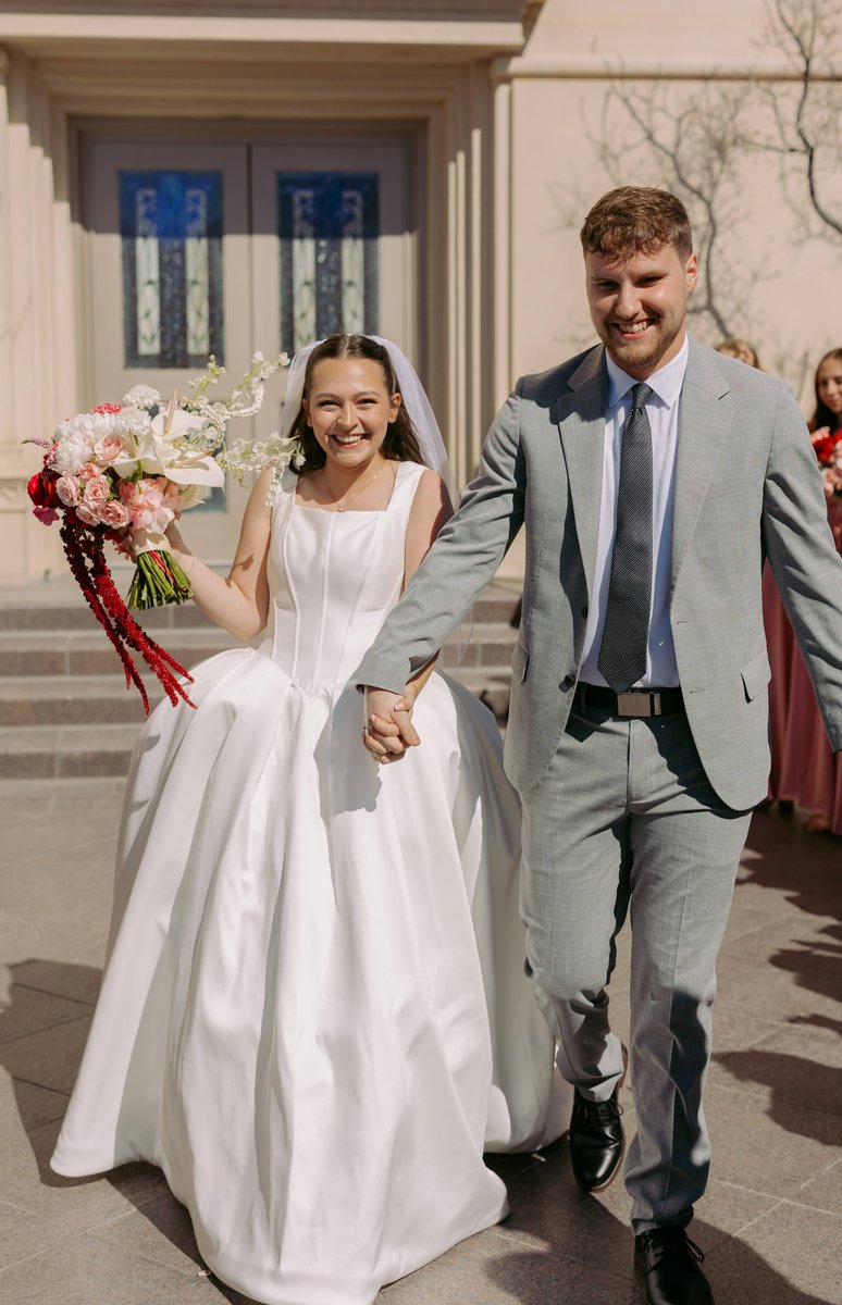 Katelyn + Brad wedding florals