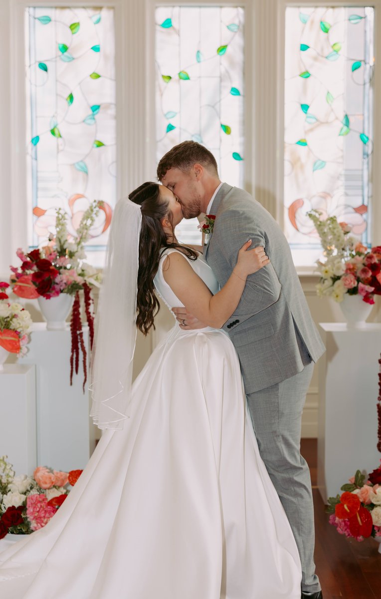 Katelyn + Brad wedding florals