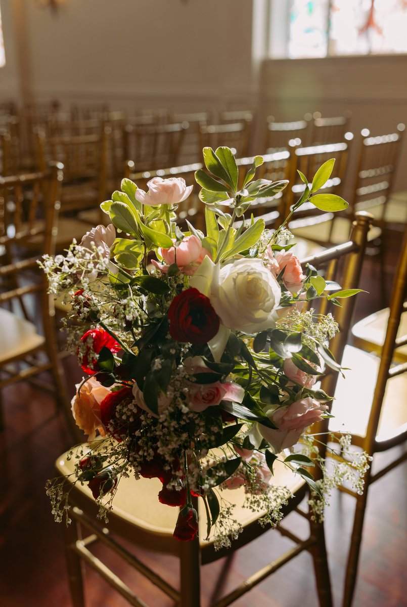 Katelyn + Brad wedding florals